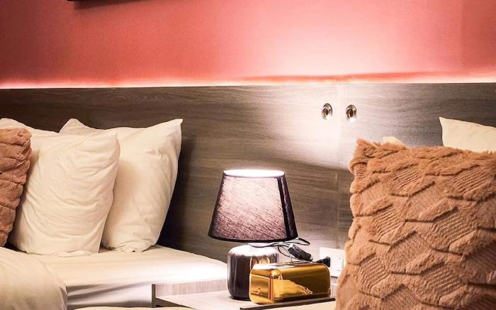 Theia Suite by YourNest @ Shore2
