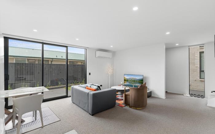 Elegant City Suite 2BR 1.5Bath