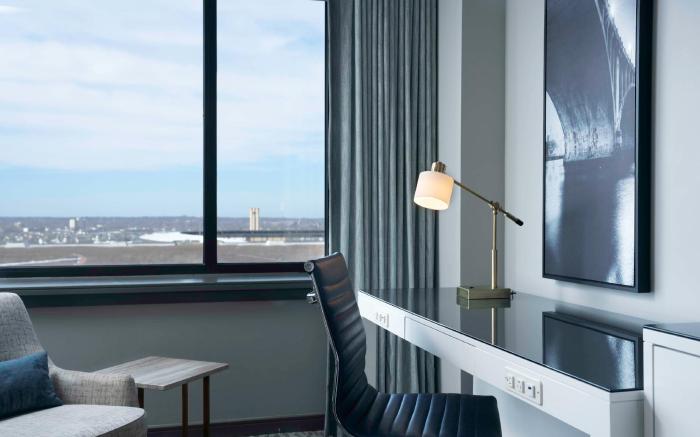 The Lofton Hotel Minneapolis, Tapestry Collection by Hilton