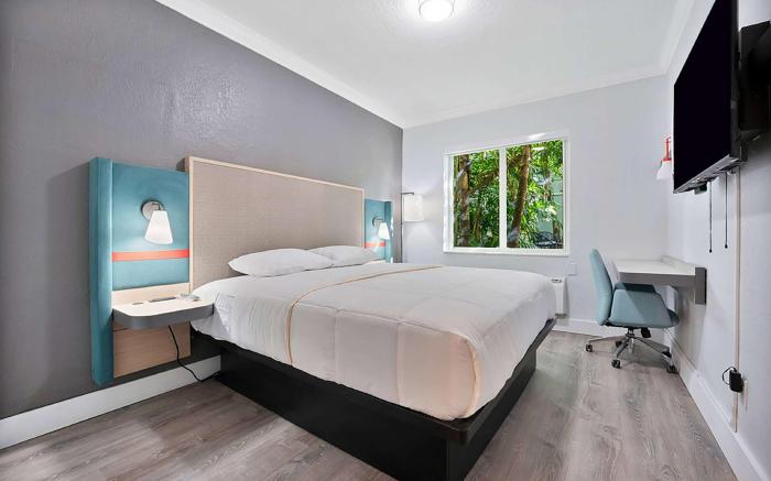 Atrium Hotel, Trademark Collection by Wyndham