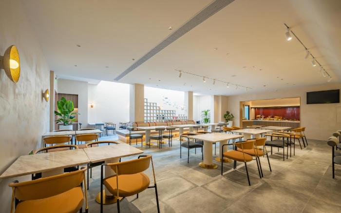 Atour X Hotel Shanghai Middle Ring Bailian Tongchuan Road Metro Station