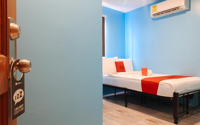RedDoorz @ Hotel Rosemarie