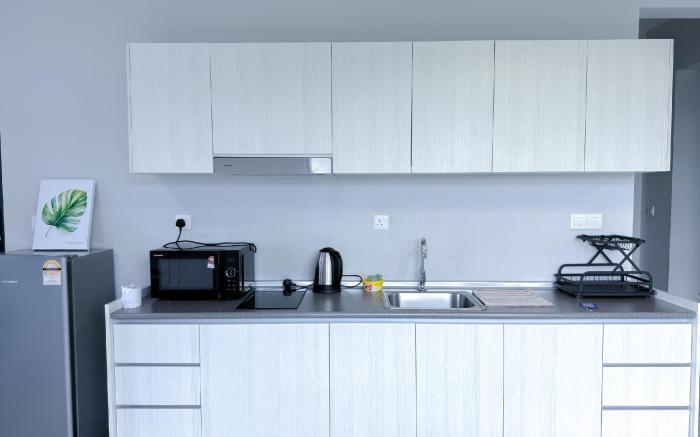 Sunrise at Jesselton Quay