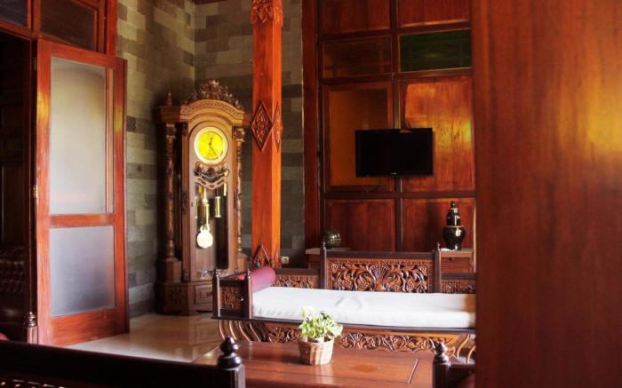 Ndalem Ngadisuryan Homestay