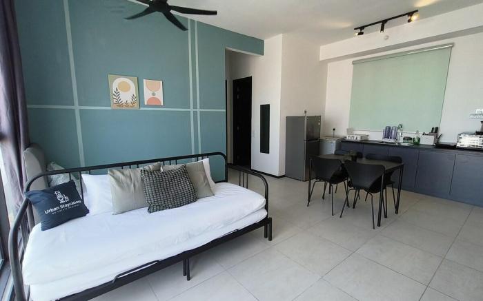 New UrbanSuite Fantastic 2BRHomestay at townUA224N