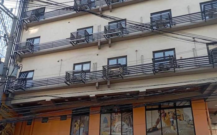 St. Marvin Studio M603