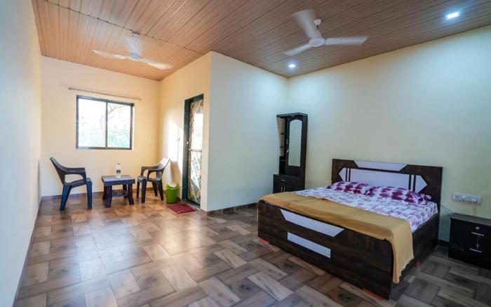 LSQ Ruturaj Farms