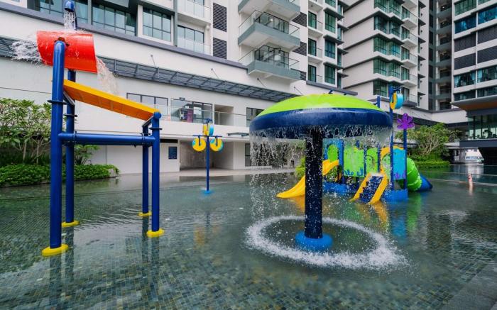 Muji Home Lavile KL , Sunway Velocity Dog-Friendly , Pool