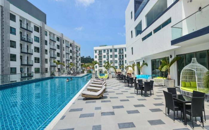 Arcadia Condo Big Pool-Big Gym