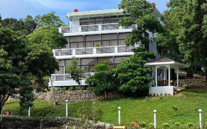 Makarios Aquafarm Resort & Restaurant