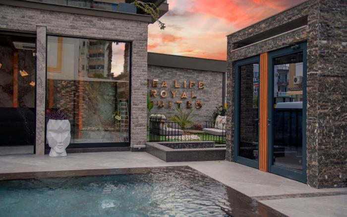 Sealife Royal Suites