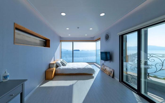 Sacheon Bileong Pool Villa Pension