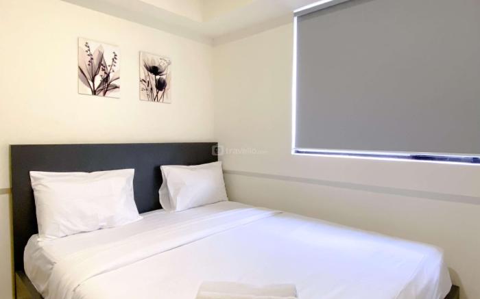 Comfort 2BR Work Space at Meikarta Apt By Travelio
