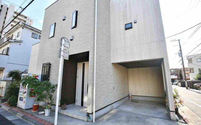 DXY51211 Spacious Private Home for 8 in Koiwa