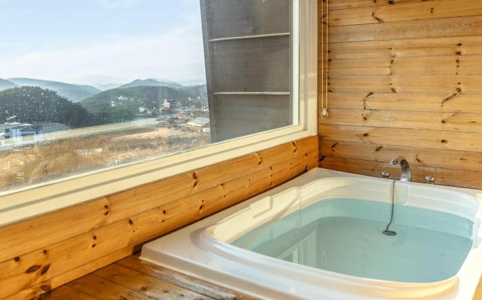 Wonju Quirinale Pension