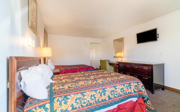 Castle Inn & Suites By OYO Chickasha
