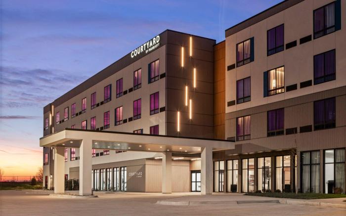 Courtyard Bettendorf