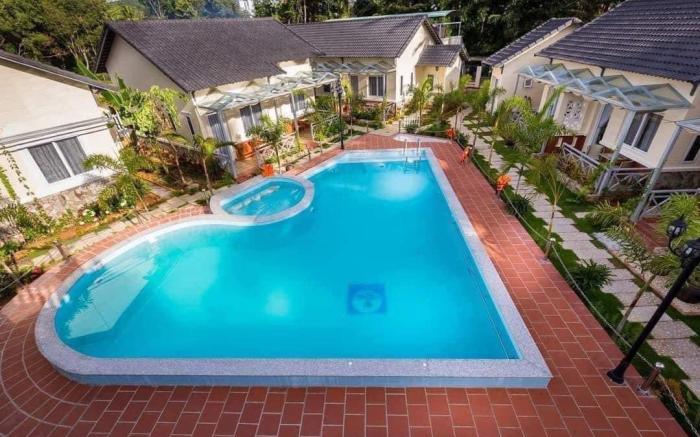 Blue Paradise Resort