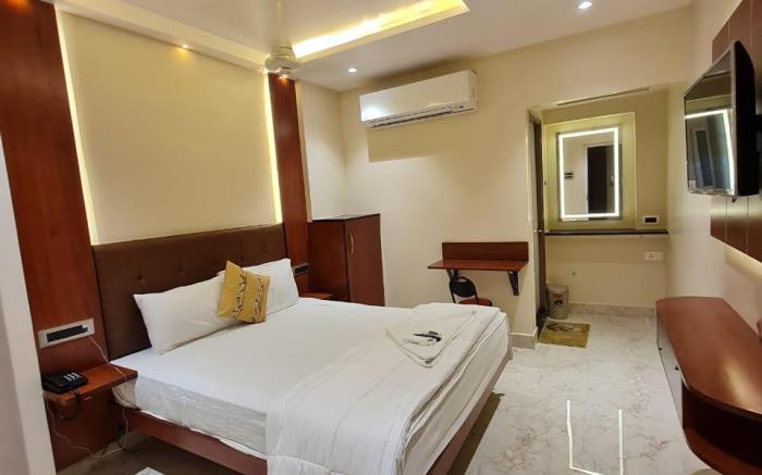 Hotel Sannidhi