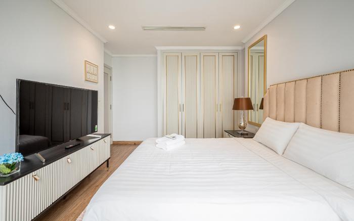 Vinhomes Central Park 3BR Suites View Landmark 81