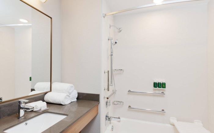 Fairfield Inn & Suites Birmingham Colonnade/Grandview