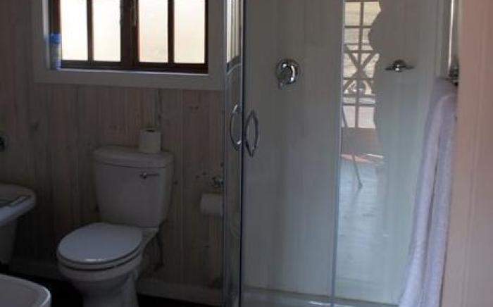 Intaba Thulile Guest Farm