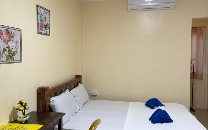 ALONABEACH INN