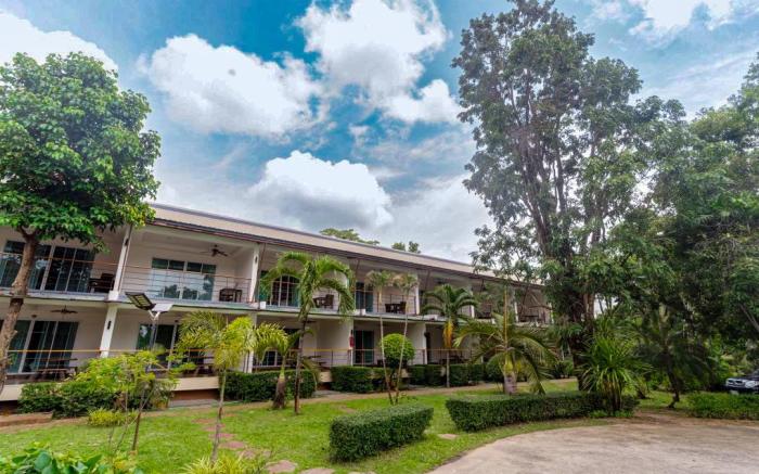 Baansuan Khunta Golf & Resort
