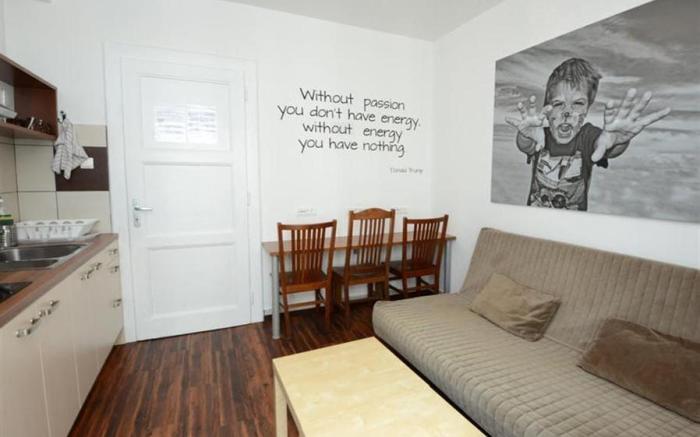 Viva Rooms