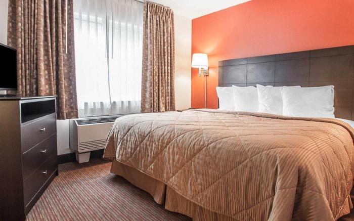 Comfort Inn & Suites Mason City - Clear Lake