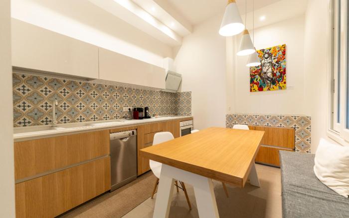 Via Concezione a Montecalvario 19