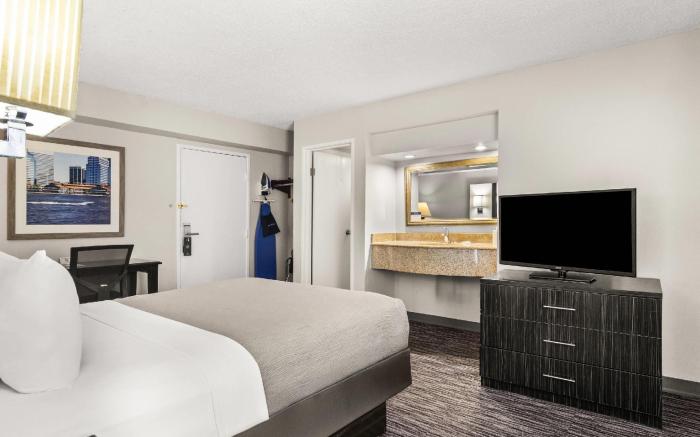 Quality Inn Jacksonville - Orange Park near Naval Air Station