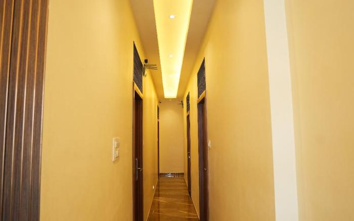 HOTEL BOSTON