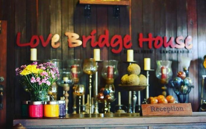 Love Bridge House Resort