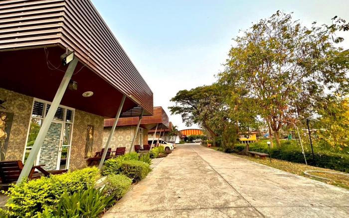 MJ Resort in Nong Phai
