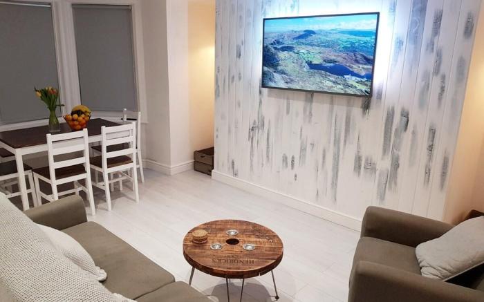 Cottage Apartment by Seaside Llandudno