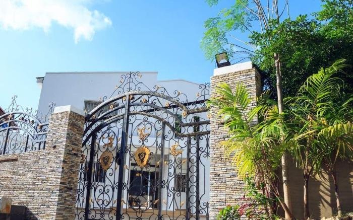 Lukeville Suites