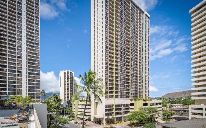 Aston Waikiki Sunset Resort