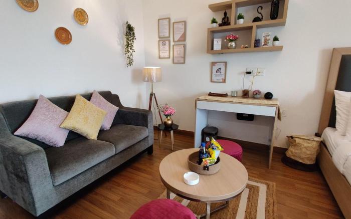 Sojourn Stays- Cozy cabin studio Apartment