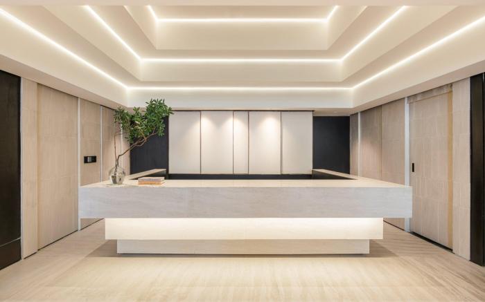 M Village Nguyễn Kiệm - Cosmo Airport Hotel