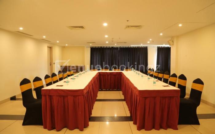 HOTEL EEFA
