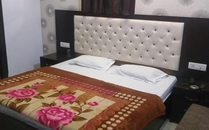 Hotel Indra By GRB