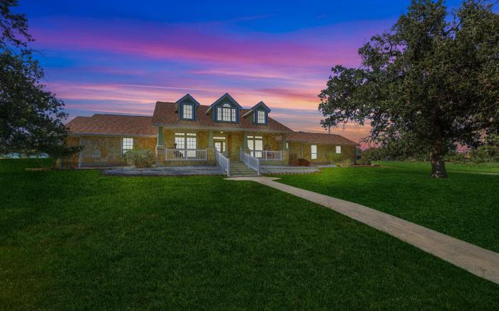 The KK Ranch-Private Pool-Hill Country Bliss