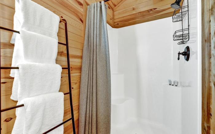 RockyRidge Cabin-Hill Country Views-20 min to Fred