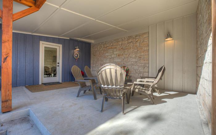 The Homestead Carriage House