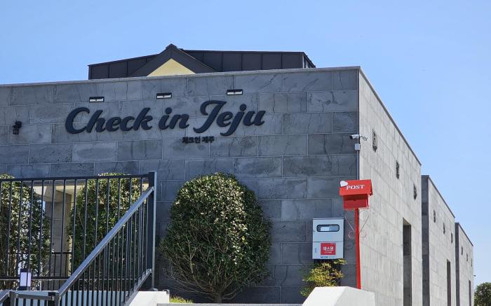 Check in Jeju