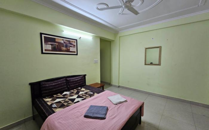 Three BHK in Krishna Nagar Lucknow(LKO L301)