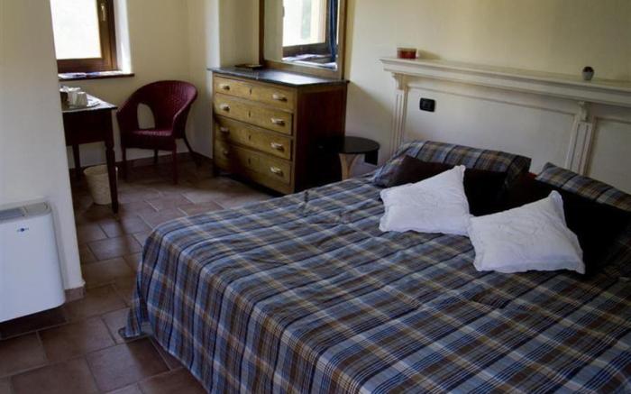 Agriturismo Tra Serra E Lago