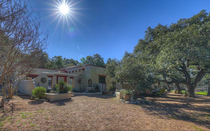 El Ranchito on 5.78 Acres