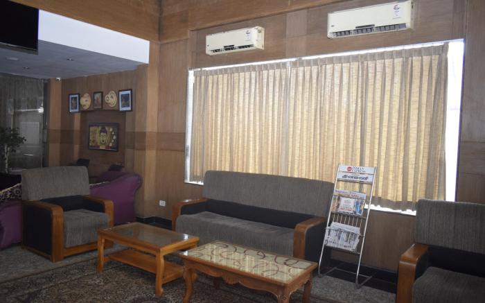 Hotel Tamizh Park